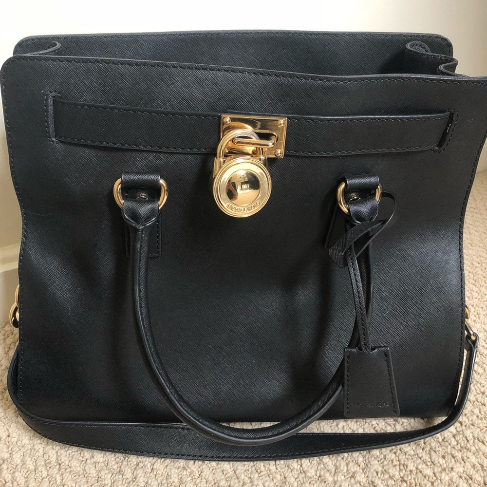 PRICE FIRM Michael Kors black Hamilton saffiano